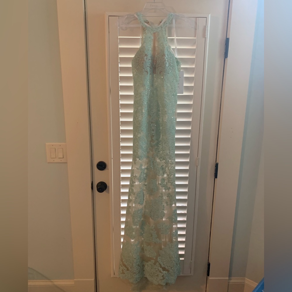 Jasz Couture 7249 formal prom dress - Picture 4 of 6